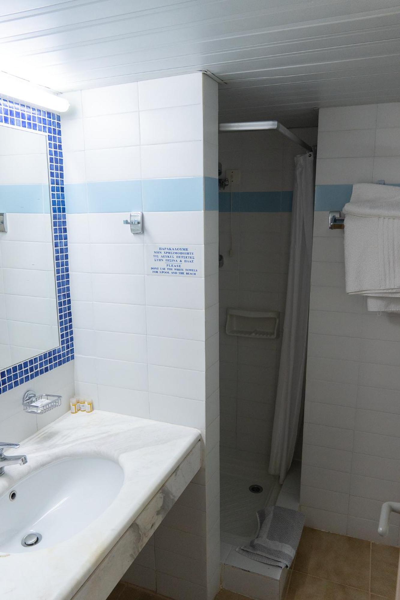 Apollon Suites Karystos  Extérieur photo