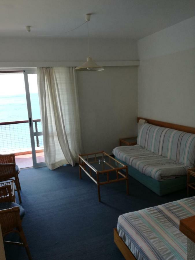 Apollon Suites Karystos  Extérieur photo